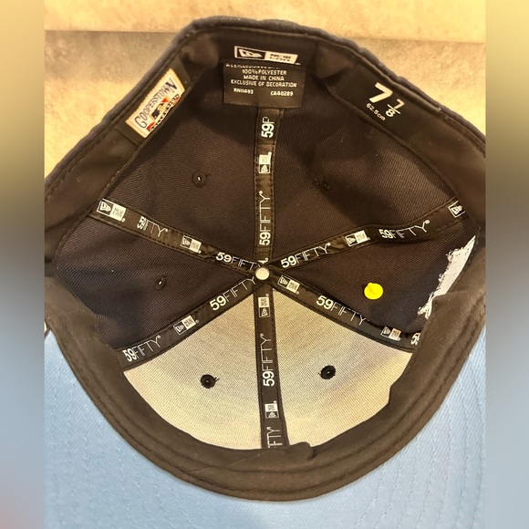 New York Yankees New Era Cooperstown  Collection Fitted Cap Size 7 7/8 with pin - Picture 5 of 11